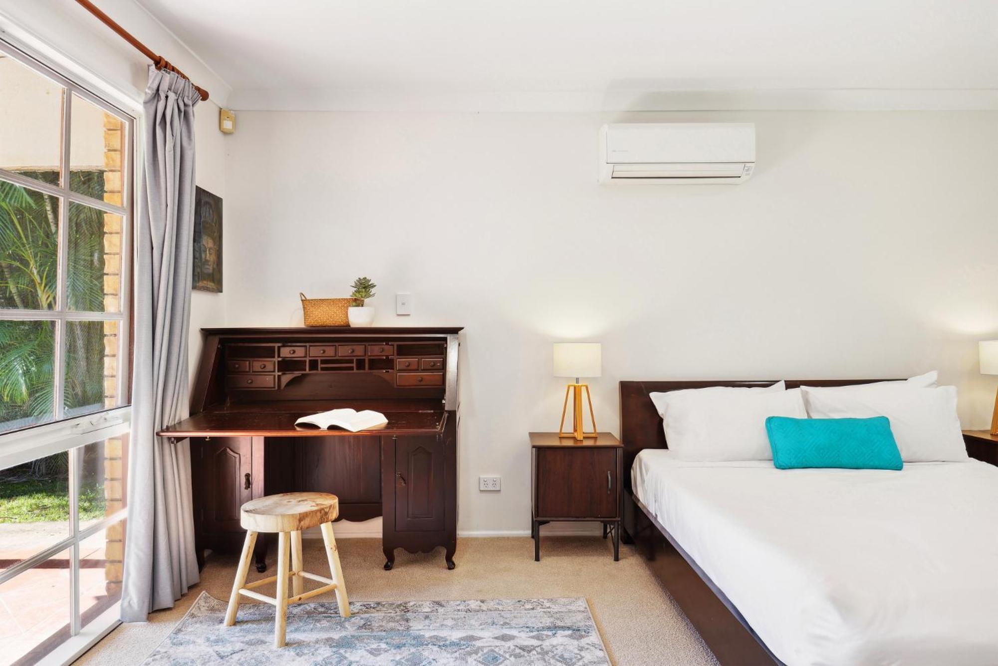 Spacious 4-bed Hinterland Luxury Escape With Pool Gold Coast