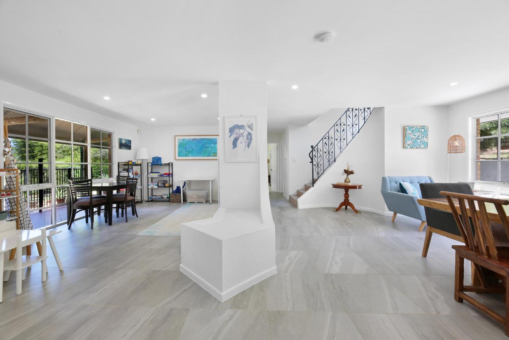 Spacious 4-bed Hinterland Luxury Escape With Pool *