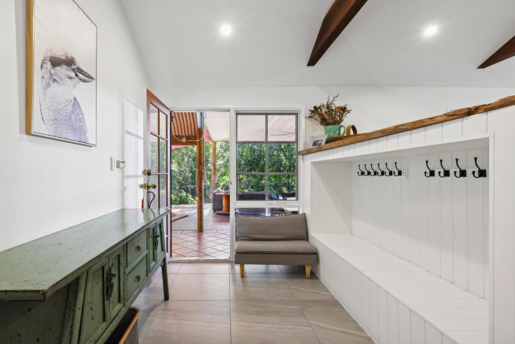 Holiday home Spacious 4-bed Hinterland Luxury Escape With Pool Gold Coast