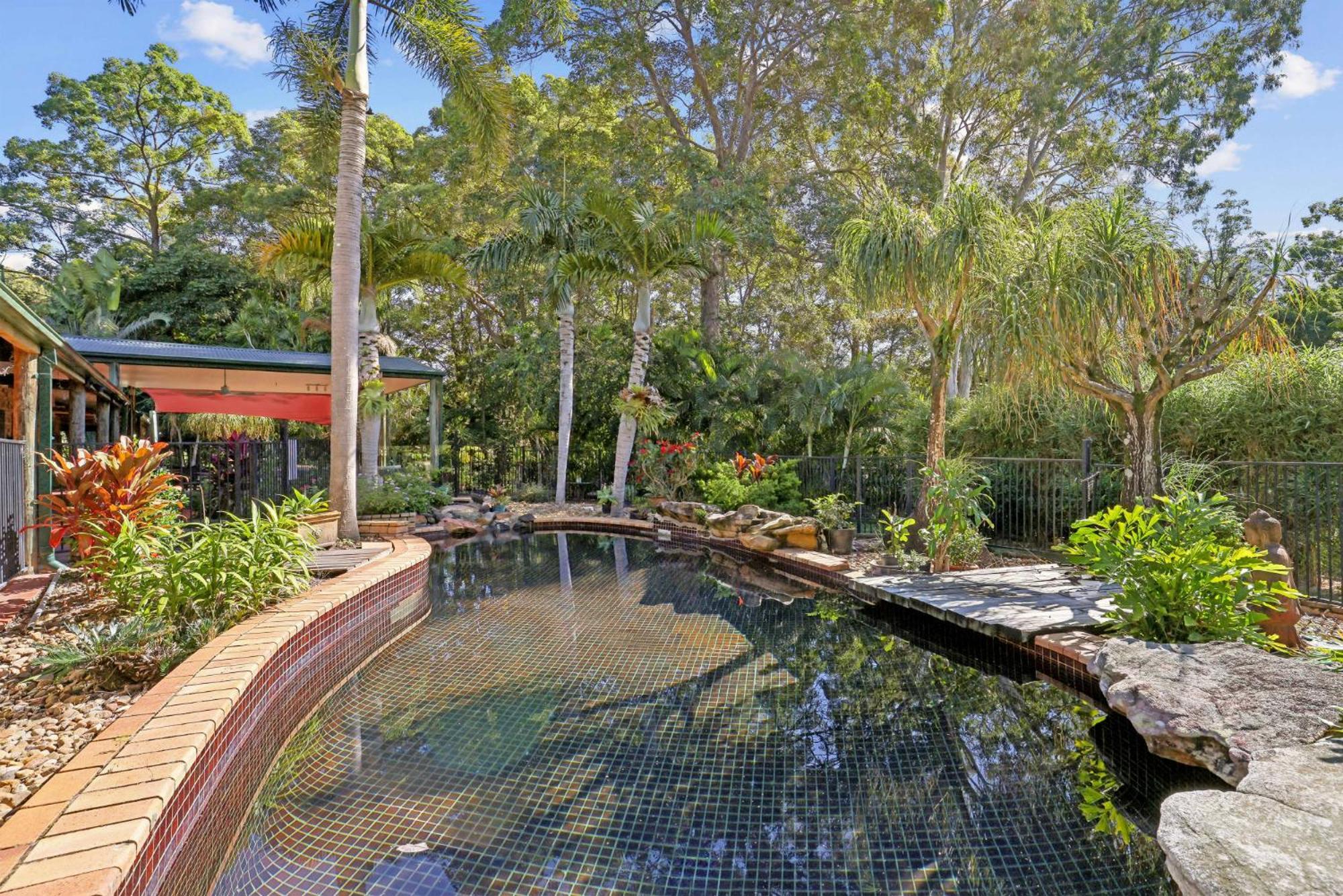 Holiday home Spacious 4-bed Hinterland Luxury Escape With Pool Gold Coast